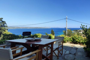Ligoneri Hillside Cottage Bay View